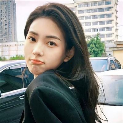 丑小鸭的天鹅湖